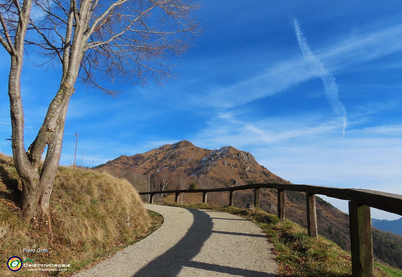 11 Cima e anticima ovest del Gioco che andiamo a salire.JPG